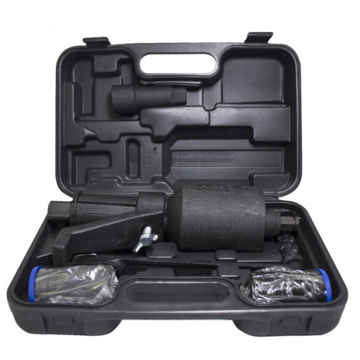 Гайковерт механический (набор в футляре) с головками 1", 1:56, 1:3,8, 32 мм, 33 мм 2-х скоростн