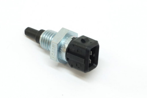 Датчик температуры воздуха ГАЗон NEXT, ПАЗ Вектор дв.ЯМЗ-5344, BMW, FIAT, GM, VAG, HONDA, IVECO, PEUGEOT, PORSCHE, LAND ROVER "Оригинал"