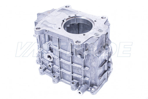 Картер КПП Газель NEXT Н/О передний дв. Cummins 2,8 с заглушками штоков