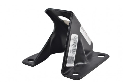 Кронштейн опоры двигателя ВАЗ-2121 НИВА правый (к балке, металл)