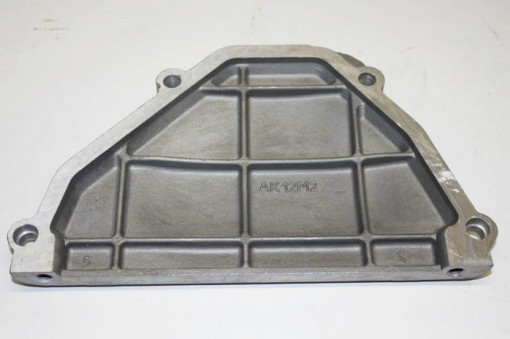 Крышка головки блока цилиндров Волга 406 дв. передняя