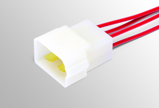Разъем 4-х конт. штыревой (папа), серия 6.3 мм с проводом 1,0 мм²
