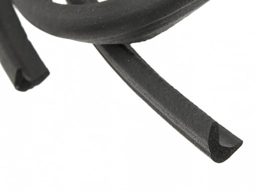 Уплотнитель двери УАЗ-469, 3151 наружный (1,96 м. штука)