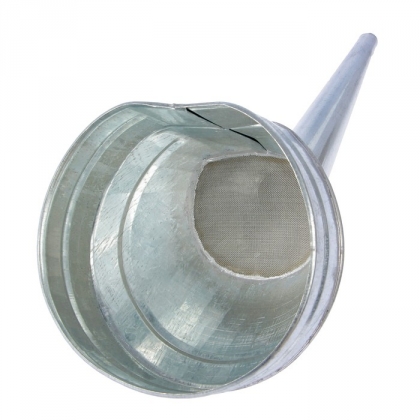 Воронка металл D=165/15 мм универсальная с сеткой