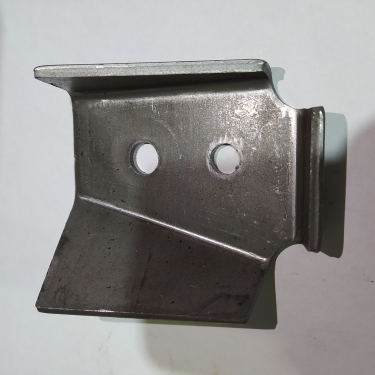 Кронштейн поперечины крепления двигателя ГАЗон NEXT передний левый