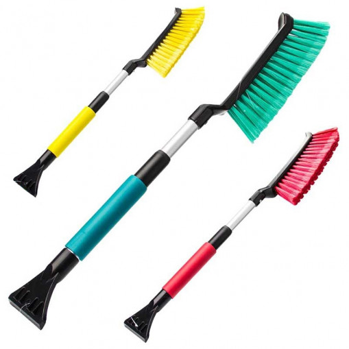 Щетка для снега и льда со скребком "Black&Blue" 57-70см с мягкой ручкой телескоп