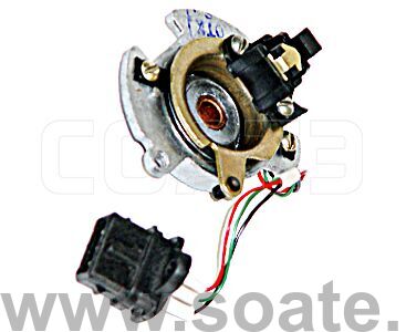 Контакты трамблера ВАЗ-2101-2107 с датчиком холла в СБ с пластиной