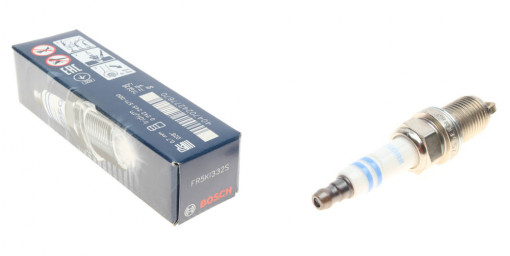 Свеча зажигания ВАЗ LADA Largus дв.1,6 (K7M) 8V, 1.6 (K4M) 16V, AUDI, FIAT, HYUNDAI, INFINITI, NISSAN, RENAULT, SUBARU, VOLVO  (platinum) 3245